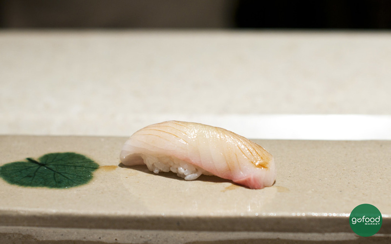 Sushi cá tuyết
