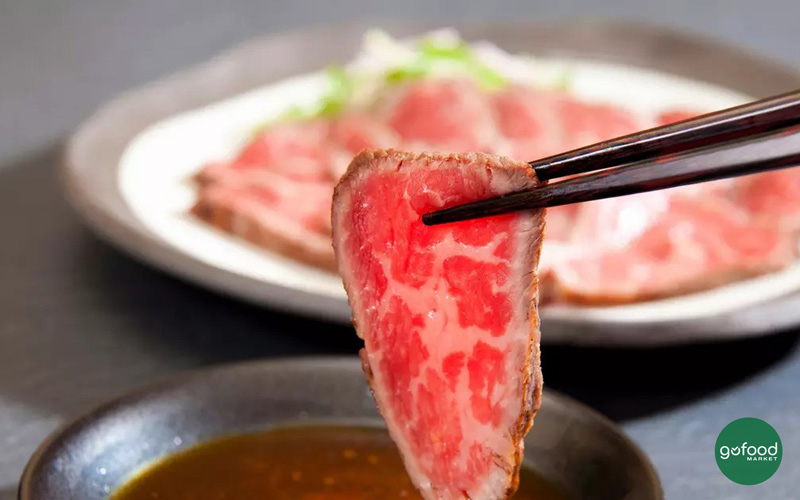 Sashimi bò Kobe